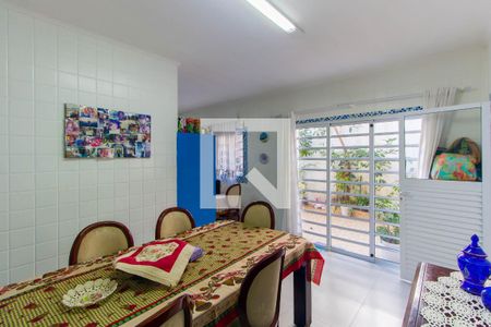 Casa à venda com 250m², 4 quartos e 4 vagas Casa à venda com 250m², 4 quartos e 4 vagasCopa