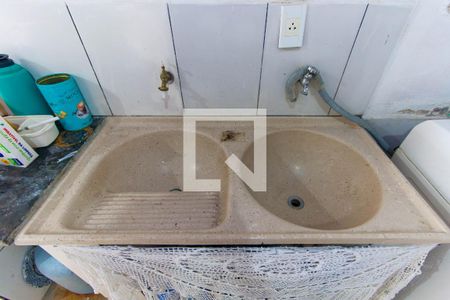 Casa à venda com 250m², 4 quartos e 4 vagas Casa à venda com 250m², 4 quartos e 4 vagasLavanderia