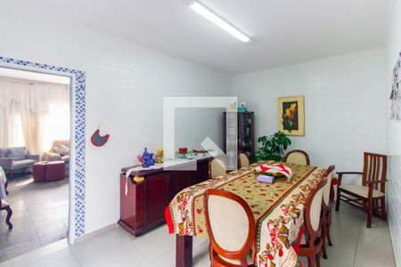 Casa à venda com 250m², 4 quartos e 4 vagas Casa à venda com 250m², 4 quartos e 4 vagasCopa