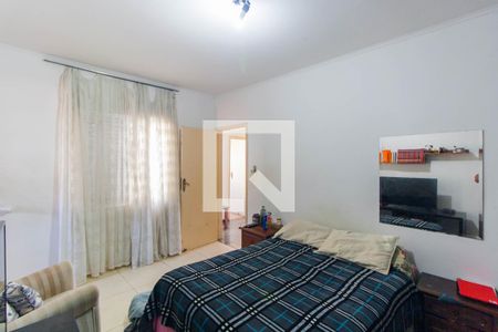 Casa à venda com 250m², 4 quartos e 4 vagas Casa à venda com 250m², 4 quartos e 4 vagasQuarto 2