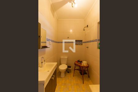 Casa à venda com 250m², 4 quartos e 4 vagas Casa à venda com 250m², 4 quartos e 4 vagasBanheiro 3