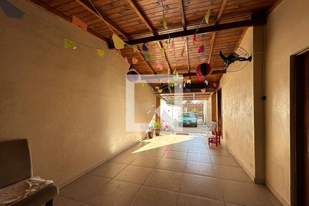 Casa à venda com 115m², 3 quartos e 2 vagasGaragem