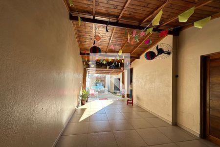 Casa à venda com 115m², 3 quartos e 2 vagasGaragem