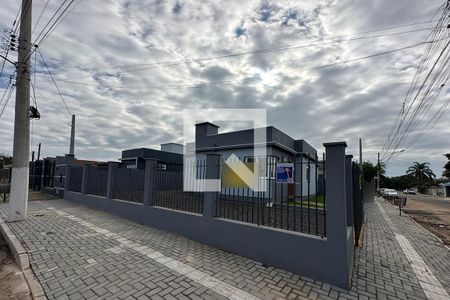 Casa à venda com 74m², 3 quartos e sem vagaFachada