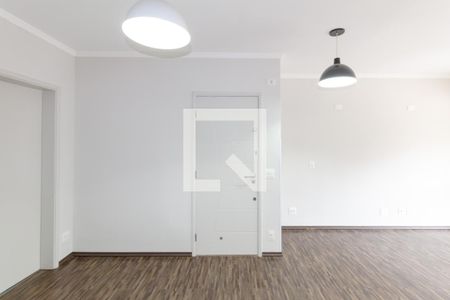 Sala de apartamento para alugar com 3 quartos, 90m² em Indianópolis, São Paulo