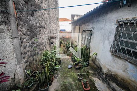 Casa de condomínio à venda com 100m², 2 quartos e 1 vagaquintal lateral