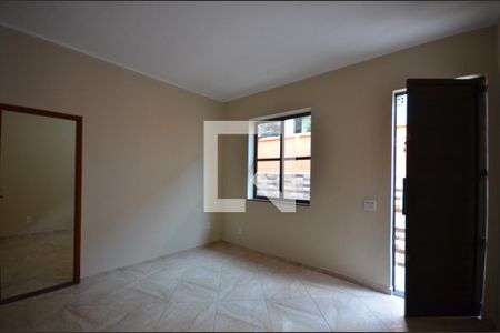 Sala de casa para alugar com 2 quartos, 70m² em Irajá, Rio de Janeiro