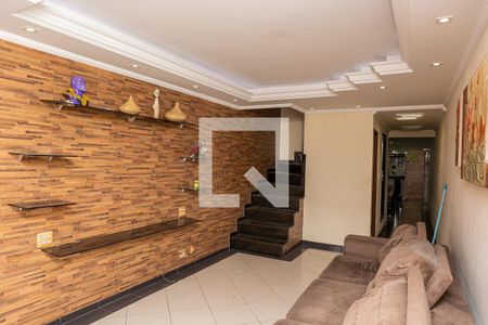 Sala de casa à venda com 2 quartos, 120m² em Parque Paineiras, São Paulo