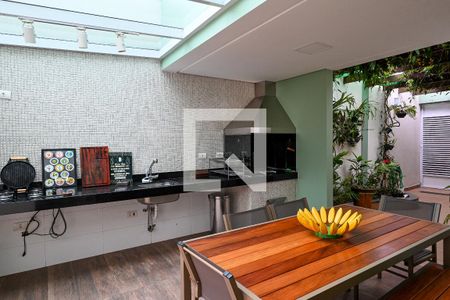 Casa à venda com 320m², 4 quartos e 3 vagasLazer