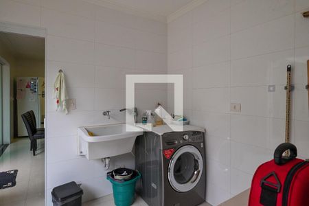 Casa à venda com 320m², 4 quartos e 3 vagasArea de Serviço