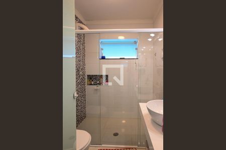 Casa à venda com 320m², 4 quartos e 3 vagasSuite Quarto 3