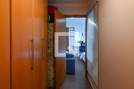 Casa à venda com 320m², 4 quartos e 3 vagasCloset