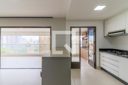 Apartamento à venda com 178m², 4 quartos e 2 vagas Apartamento à venda com 178m², 4 quartos e 2 vagasCozinha