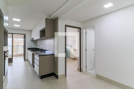 Apartamento à venda com 178m², 4 quartos e 2 vagas Apartamento à venda com 178m², 4 quartos e 2 vagasCozinha