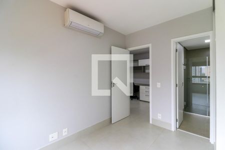 Apartamento à venda com 178m², 4 quartos e 2 vagas Apartamento à venda com 178m², 4 quartos e 2 vagasSuíte 3