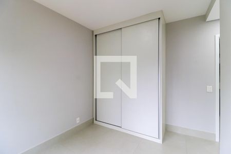 Apartamento à venda com 178m², 4 quartos e 2 vagas Apartamento à venda com 178m², 4 quartos e 2 vagasSuíte 2