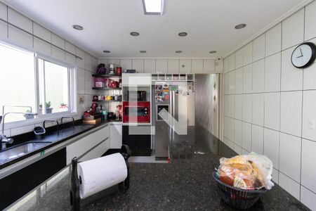 Casa à venda com 182m², 4 quartos e 2 vagasCozinha