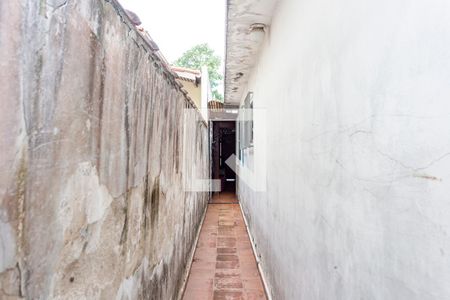 Casa à venda com 400m², 4 quartos e 3 vagas Casa à venda com 400m², 4 quartos e 3 vagasCorredor