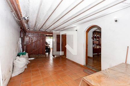 Casa à venda com 400m², 4 quartos e 3 vagas Casa à venda com 400m², 4 quartos e 3 vagasGaragem