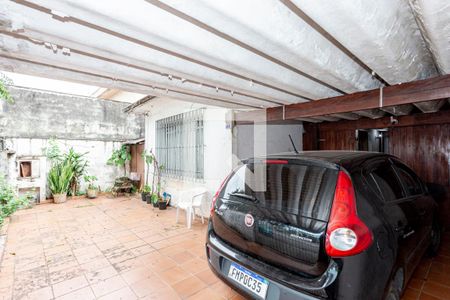 Casa à venda com 400m², 4 quartos e 3 vagas Casa à venda com 400m², 4 quartos e 3 vagasGaragem