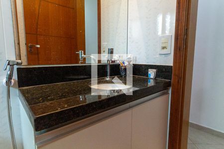 Casa à venda com 125m², 3 quartos e 3 vagasBanheiro 2