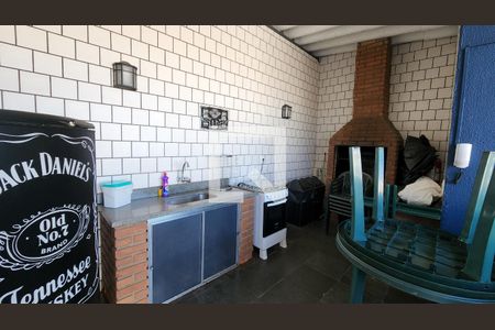 Apartamento à venda com 68m², 2 quartos e 1 vagaÁrea comum - Churrasqueira