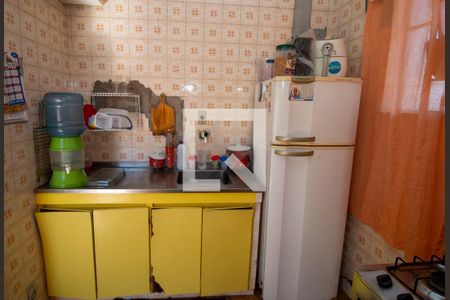 Casa à venda com 100m², 2 quartos e 1 vaga Casa à venda com 100m², 2 quartos e 1 vagaCozinha