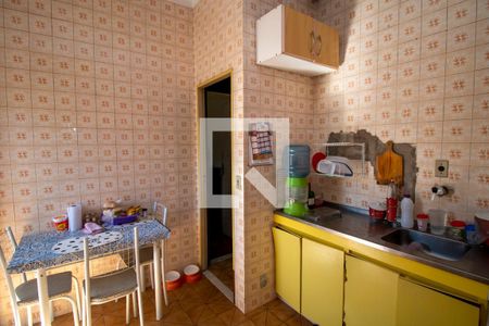 Casa à venda com 100m², 2 quartos e 1 vaga Casa à venda com 100m², 2 quartos e 1 vagaCozinha