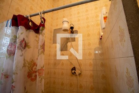 Casa à venda com 100m², 2 quartos e 1 vaga Casa à venda com 100m², 2 quartos e 1 vagaBanheiro