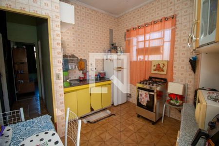 Casa à venda com 100m², 2 quartos e 1 vaga Casa à venda com 100m², 2 quartos e 1 vagaCozinha