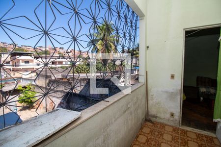 Casa à venda com 100m², 2 quartos e 1 vaga Casa à venda com 100m², 2 quartos e 1 vagaVaranda