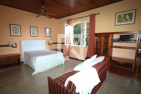 Casa à venda com 400m², 4 quartos e 2 vagas Casa à venda com 400m², 4 quartos e 2 vagasSuíte 1