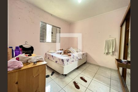 Casa à venda com 100m², 2 quartos e 2 vagas Casa à venda com 100m², 2 quartos e 2 vagasQuarto 2