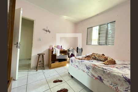 Casa à venda com 100m², 2 quartos e 2 vagas Casa à venda com 100m², 2 quartos e 2 vagasQuarto 2