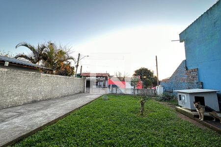 Casa à venda com 70m², 3 quartos e 2 vagasÁrea Externa