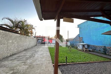Casa à venda com 70m², 3 quartos e 2 vagasÁrea Externa