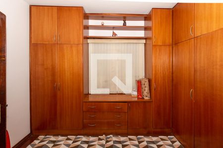 Casa à venda com 198m², 3 quartos e 2 vagasQuarto 1 (Suíte)