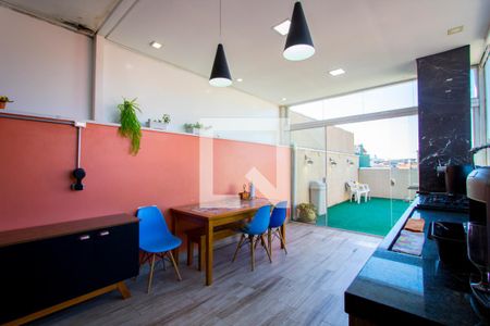 Apartamento à venda com 120m², 2 quartos e 2 vagasEspaço gourmet