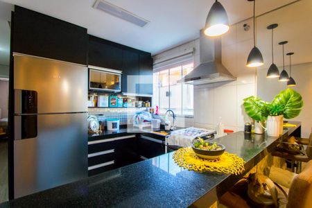 Apartamento à venda com 120m², 2 quartos e 2 vagasCozinha