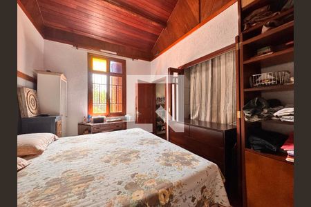 Casa à venda com 175m², 3 quartos e sem vaga Casa à venda com 175m², 3 quartos e sem vagaQuarto 2