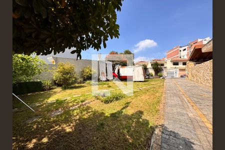 Casa à venda com 175m², 3 quartos e sem vaga Casa à venda com 175m², 3 quartos e sem vagaGaragem