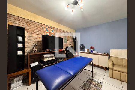 Casa à venda com 175m², 3 quartos e sem vaga Casa à venda com 175m², 3 quartos e sem vagaQuarto 3