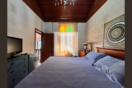 Casa à venda com 175m², 3 quartos e sem vaga Casa à venda com 175m², 3 quartos e sem vagaQuarto 1