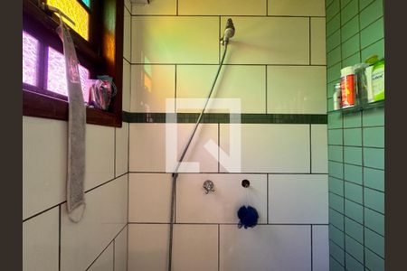 Casa à venda com 175m², 3 quartos e sem vaga Casa à venda com 175m², 3 quartos e sem vagaBanheiro