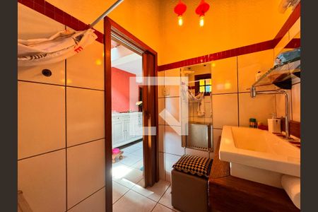 Casa à venda com 175m², 3 quartos e sem vaga Casa à venda com 175m², 3 quartos e sem vagaBanheiro 2