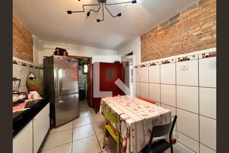 Casa à venda com 175m², 3 quartos e sem vaga Casa à venda com 175m², 3 quartos e sem vagaCozinha