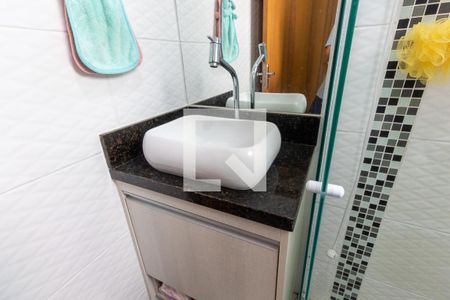 Casa de condomínio à venda com 78m², 2 quartos e 1 vagaBanheiro da Suíte 1