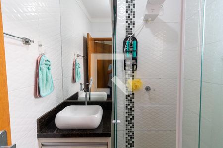 Casa de condomínio à venda com 78m², 2 quartos e 1 vagaBanheiro da Suíte 1