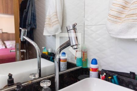 Casa de condomínio à venda com 78m², 2 quartos e 1 vagaBanheiro da Suíte 2