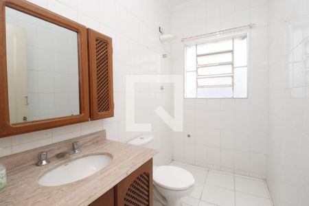 Casa à venda com 130m², 2 quartos e 2 vagasBanheiro
